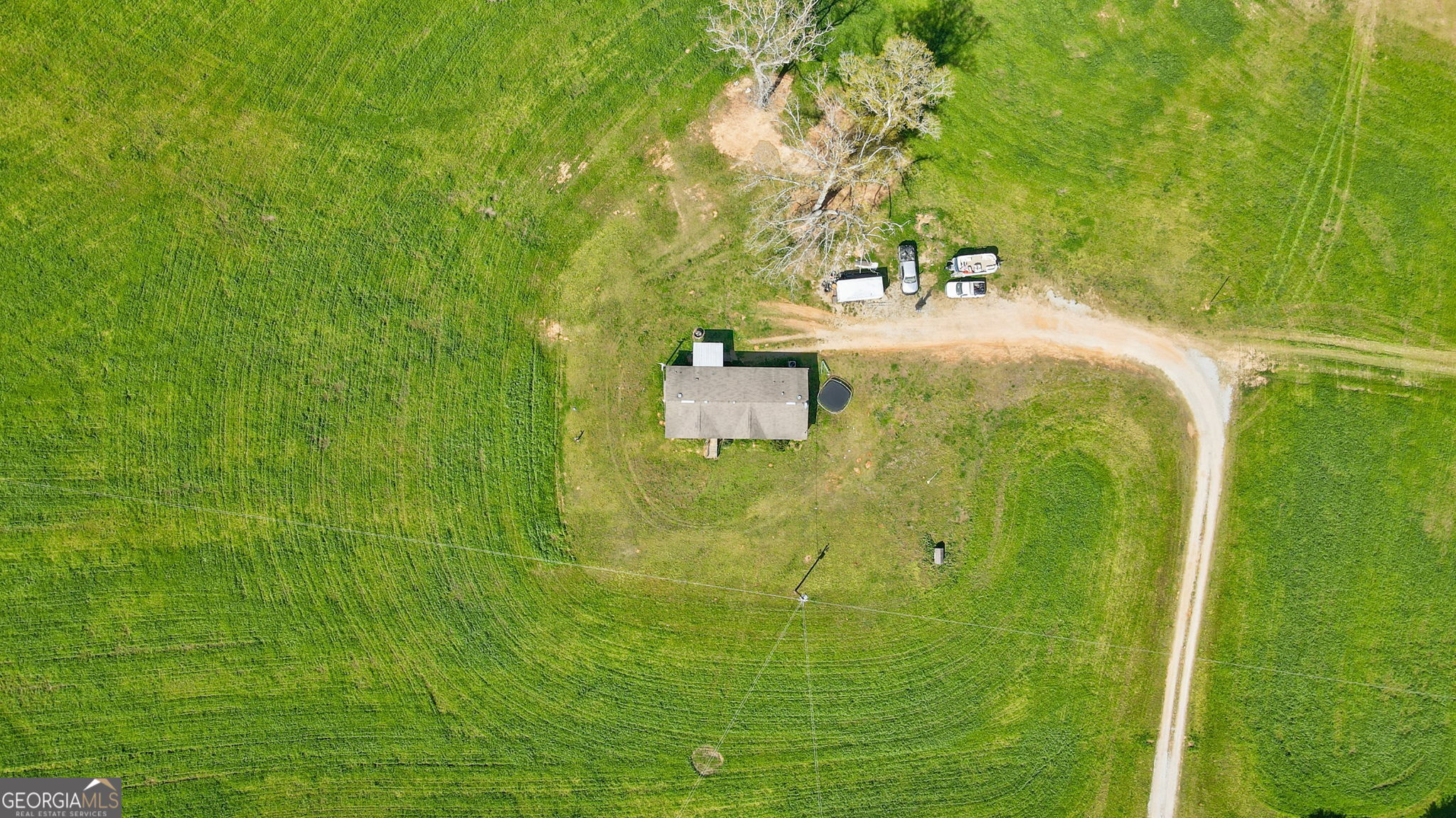 1291 Apalachee River Road Madison, GA 30650 - Photo 7 of 84 a bathroom with a sink