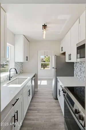 $475,000 | 2239 North Edgemere Street, Phoenix, AZ 85006