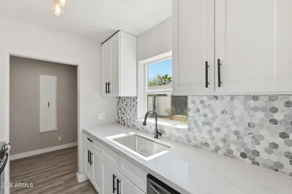 $475,000 | 2239 North Edgemere Street, Phoenix, AZ 85006