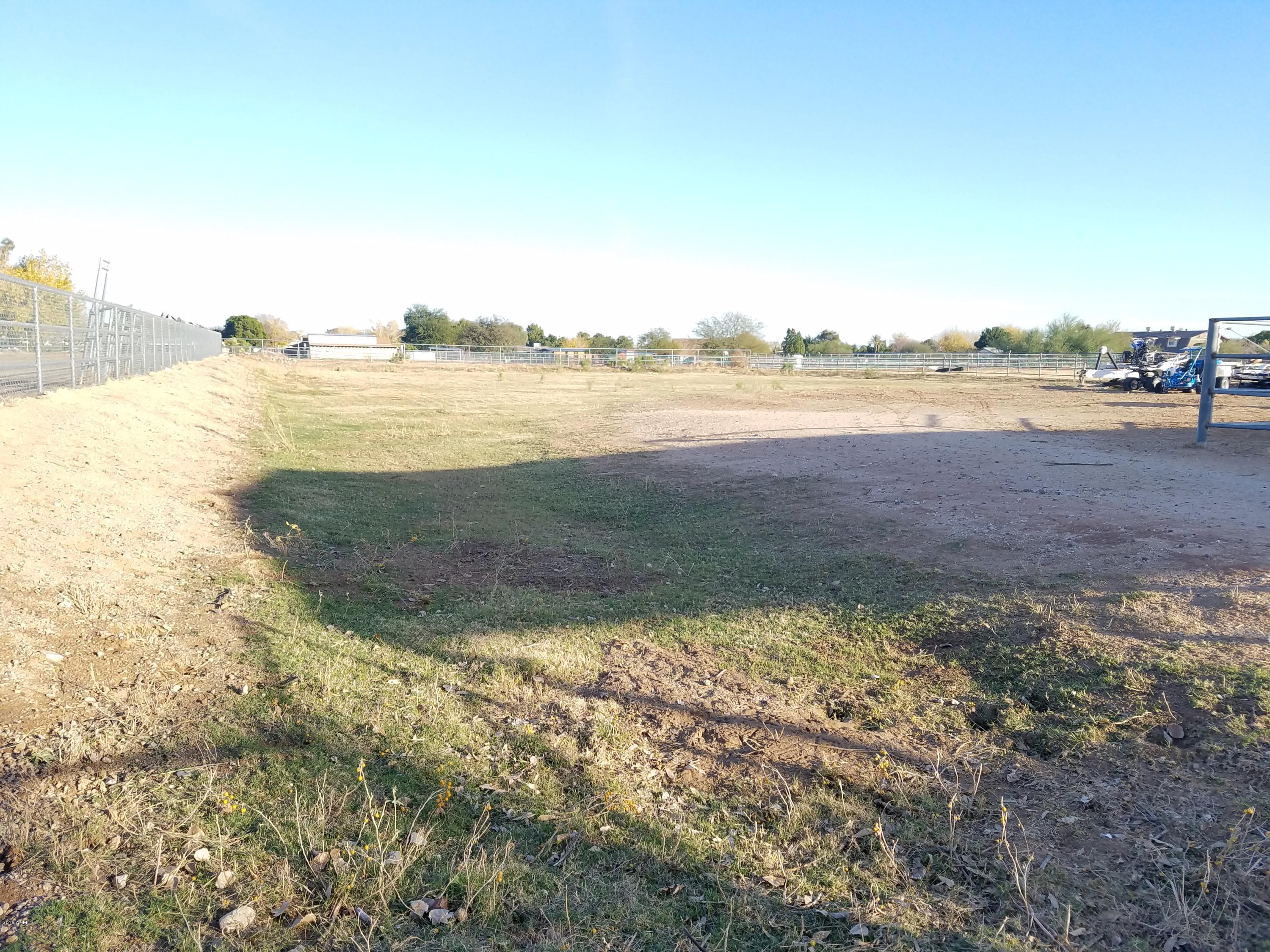7829 North Perryville Road Waddell, AZ 85355 - Photo 38 of 41 20161226_160615