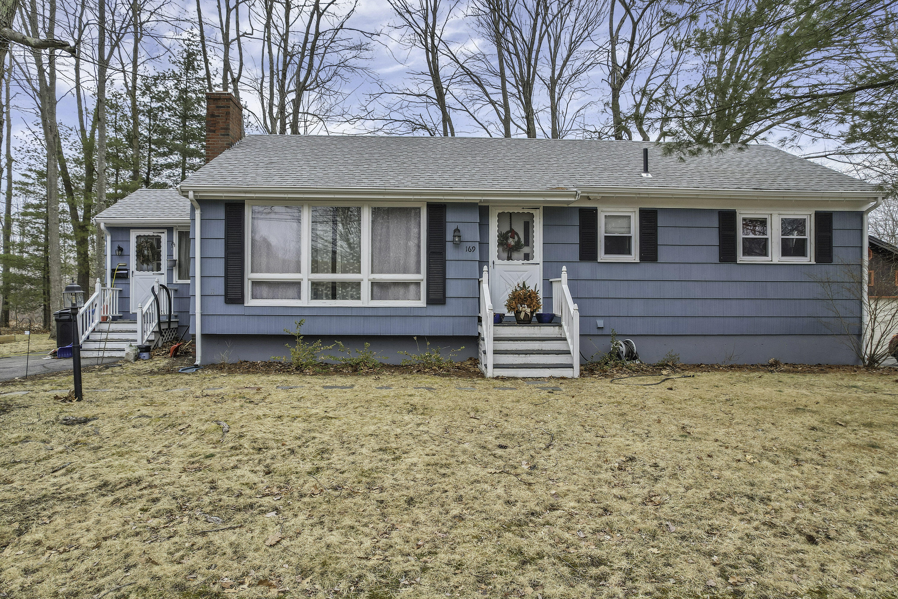 169 Pinecrest Road Portland, ME 04102 - Photo 1 of 27 169 Pinecrest Rd_101