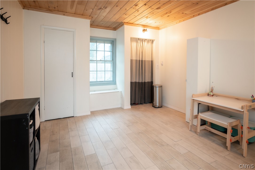 1 Allen Road New Hartford, NY 13501 - Photo 18 of 50