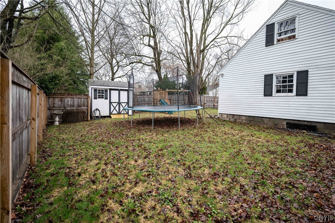 1 Allen Road New Hartford, NY 13501 - Photo 9 of 50