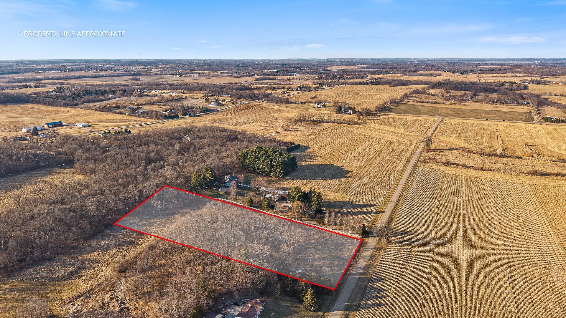 L1 Flint Stoughton, WI 53589 - Photo 2 of 7