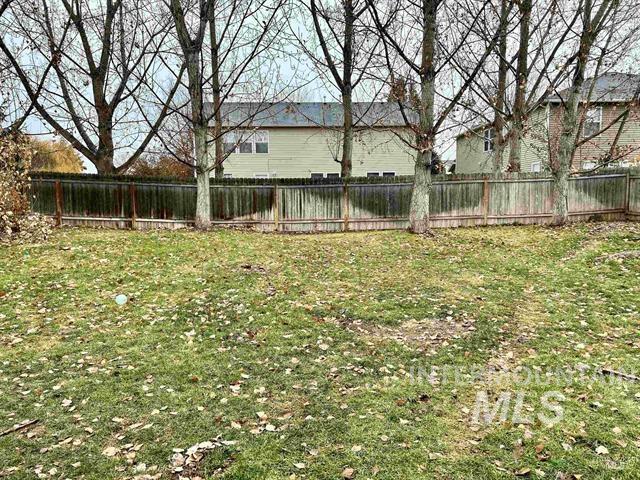 6498 South Lighthouse Place Boise, ID 83709 - Photo 14 of 16 View of fenced backyard
