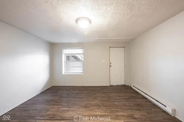 $825 | 7046 East US Highway 36, Unit 4, Avon, IN 46123