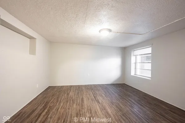 $825 | 7046 East US Highway 36, Unit 4, Avon, IN 46123