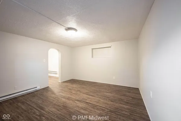 $825 | 7046 East US Highway 36, Unit 4, Avon, IN 46123