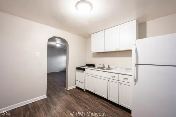 $825 | 7046 East US Highway 36, Unit 4, Avon, IN 46123