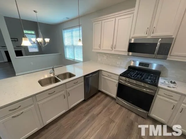 $2,200 | 515 Historic Drive, Hillsborough, NC 27278