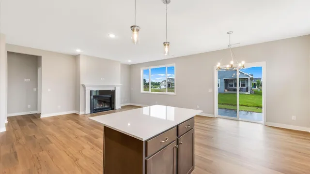 $2,750 | 2149 Westpointe Drive, Hastings, MN 55033