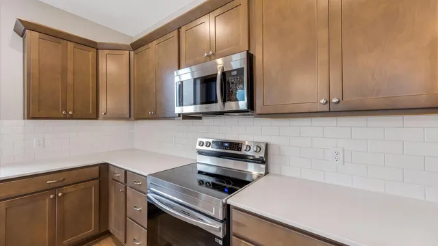 $2,750 | 2149 Westpointe Drive, Hastings, MN 55033