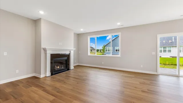 $2,750 | 2149 Westpointe Drive, Hastings, MN 55033