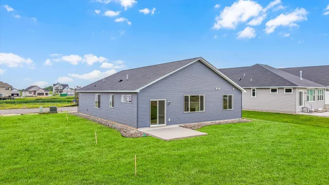 $2,750 | 2149 Westpointe Drive, Hastings, MN 55033