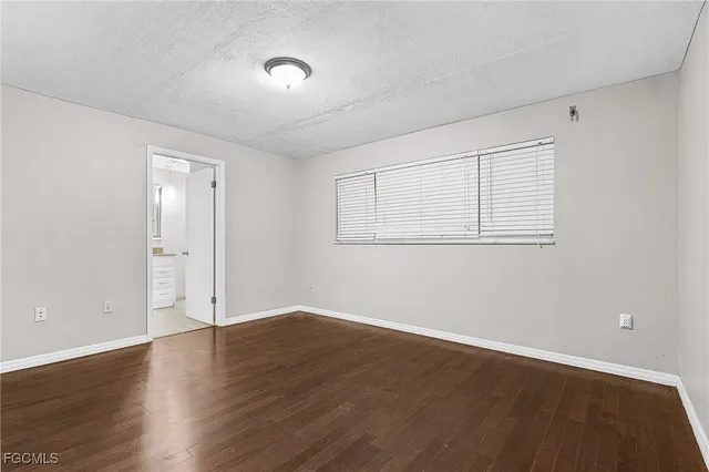 $225,000 | 4555 Vinsetta Avenue, North Fort Myers, FL 33903