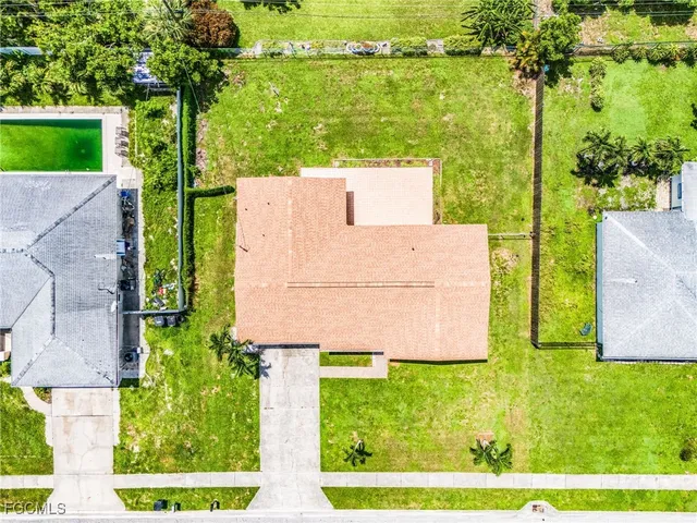 $225,000 | 4555 Vinsetta Avenue, North Fort Myers, FL 33903