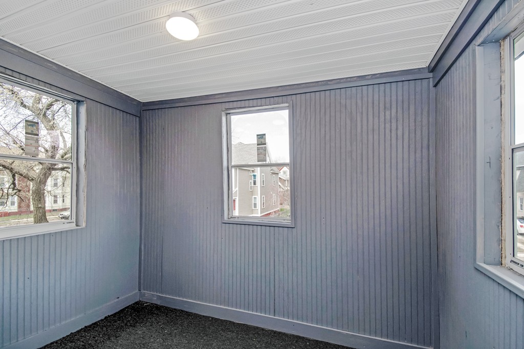 39-41 Acorn Street Springfield, MA 01109 - Photo 14 of 21 Gallery Image 14