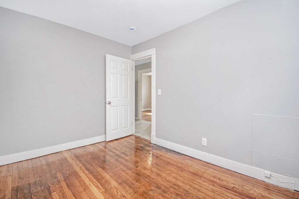 39-41 Acorn Street Springfield, MA 01109 - Photo 10 of 21 Gallery Image 10