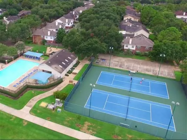 $2,400 | 3522 Pecan Point Drive, Sugar Land, TX 77478