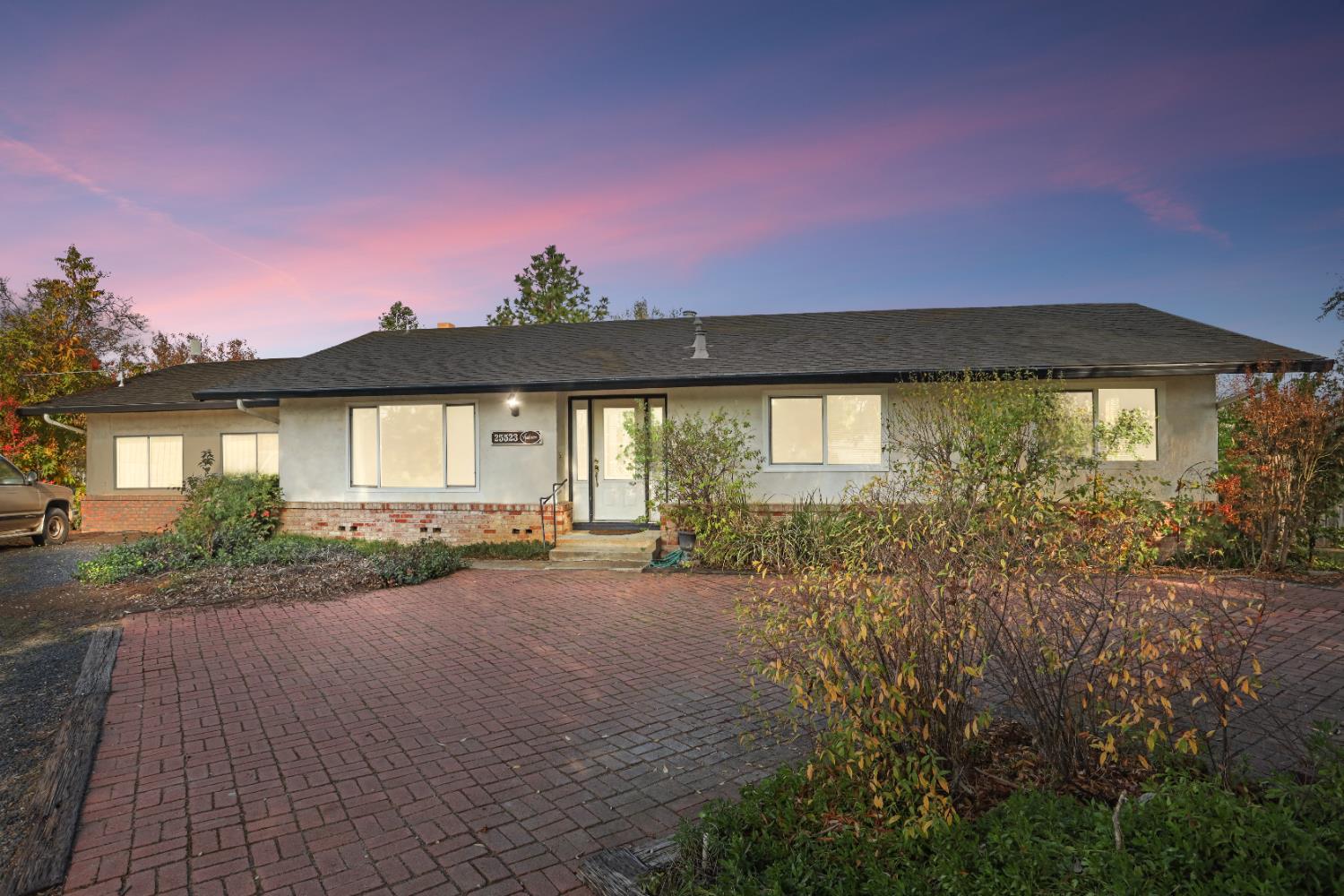 25523 East Groves Road Farmington, CA 95230 - Photo 16 of 65