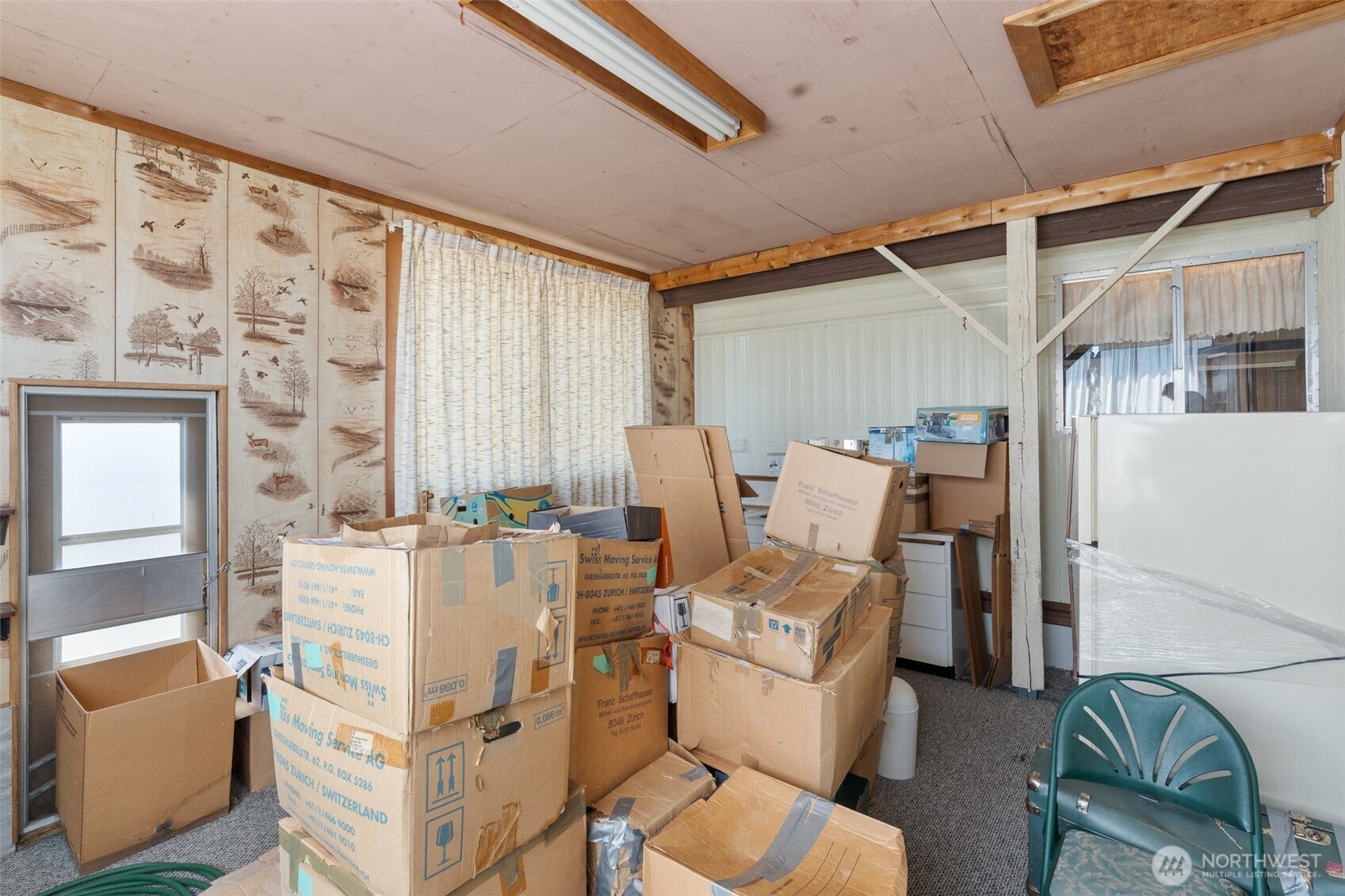 520 North Main Street, Unit F Pe Ell, WA 98572 - Photo 4 of 31 a living room with furniture and a large window