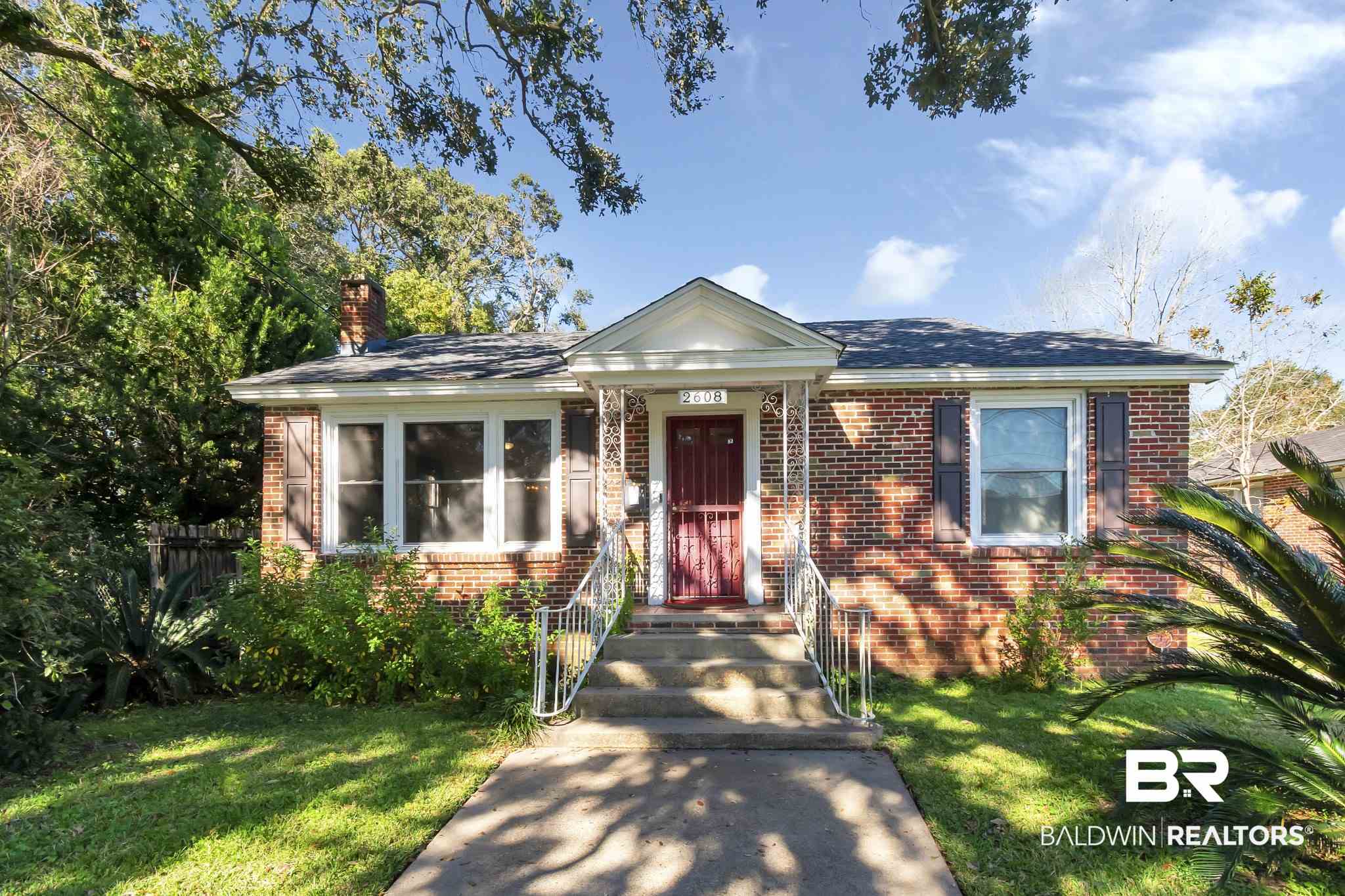 2608 Spring Hill Avenue Mobile, AL 36607 - Photo 2 of 36