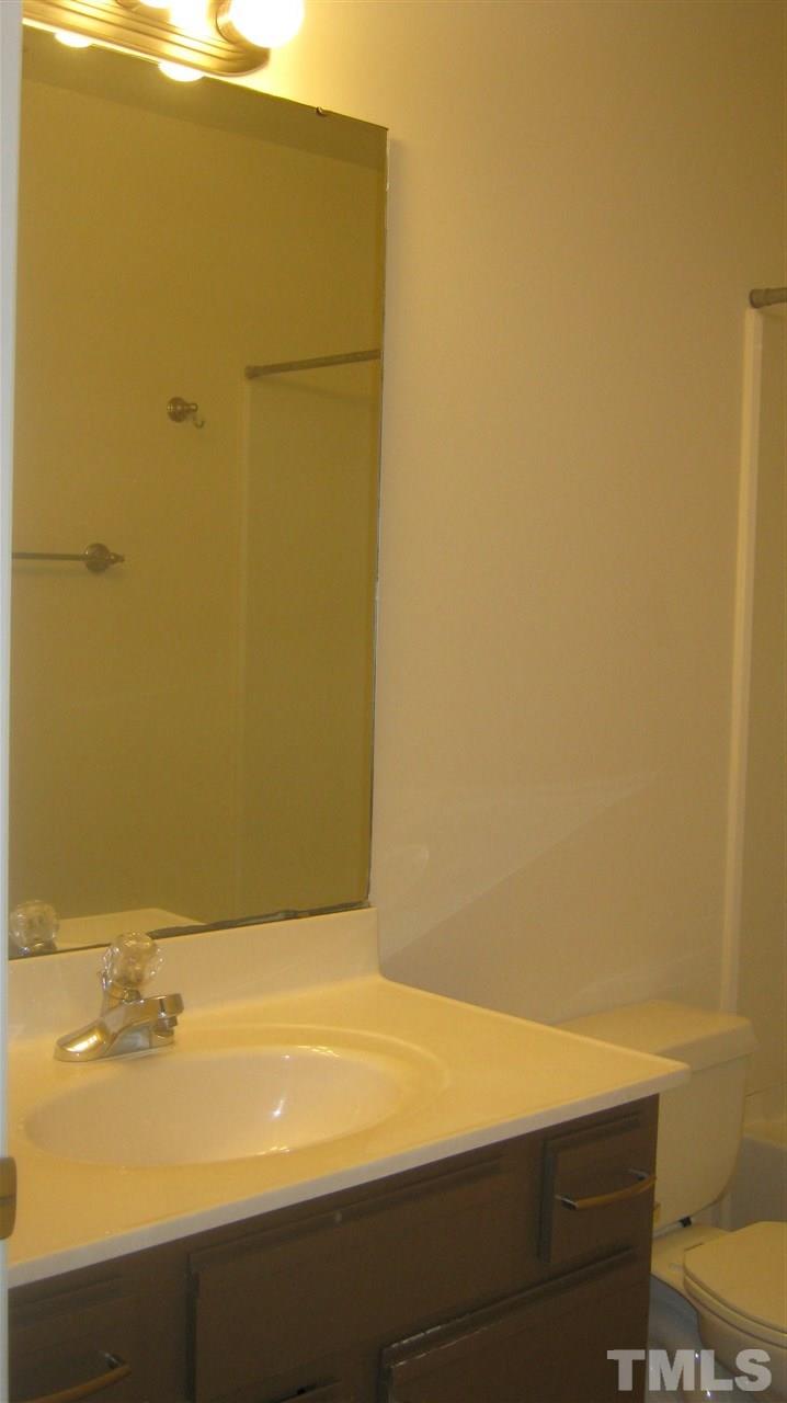 4223 Sunscape Lane Raleigh, NC 27613 - Photo 8 of 23