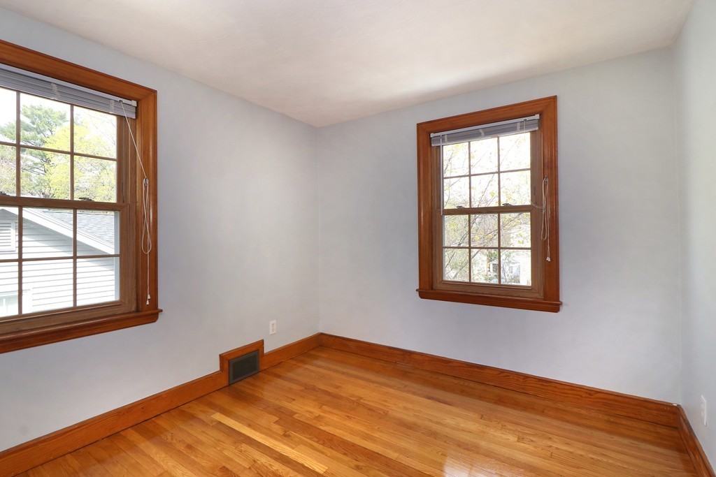 32 Arlington Road Dedham, MA 02026 - Photo 11 of 26 Gallery Image 11