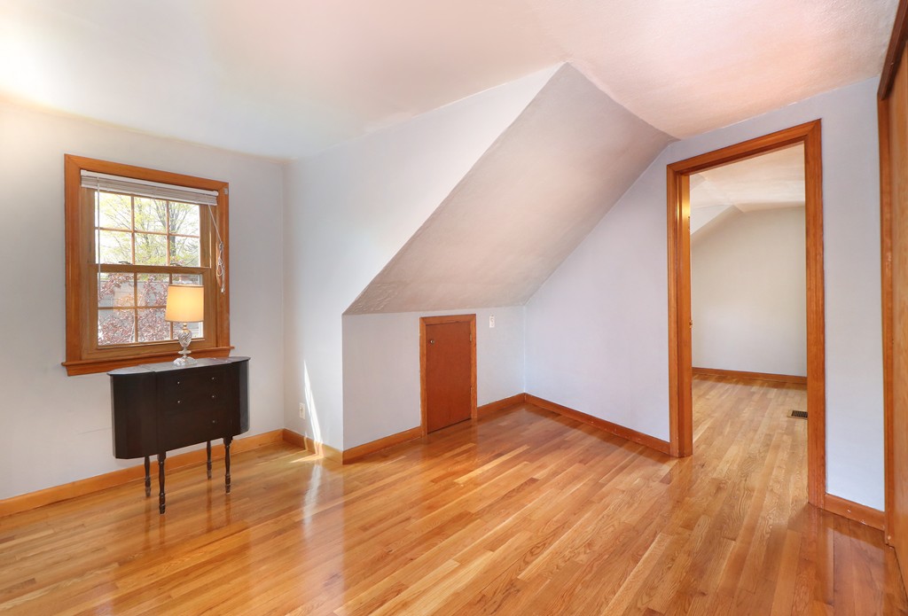 32 Arlington Road Dedham, MA 02026 - Photo 13 of 26 Gallery Image 13