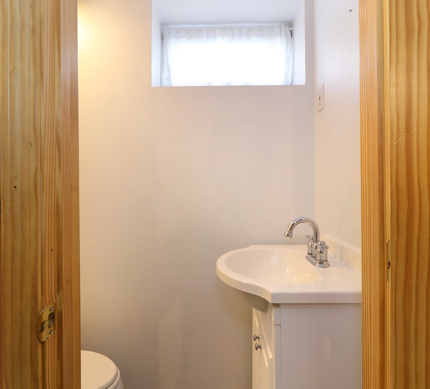32 Arlington Road Dedham, MA 02026 - Photo 20 of 26 Gallery Image 20