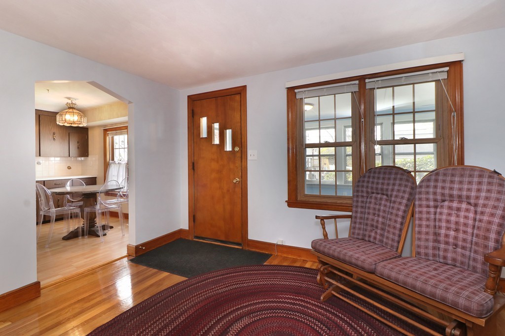 32 Arlington Road Dedham, MA 02026 - Photo 5 of 26 Gallery Image 5