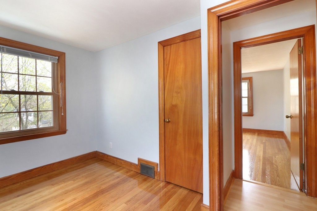 32 Arlington Road Dedham, MA 02026 - Photo 10 of 26 Gallery Image 10