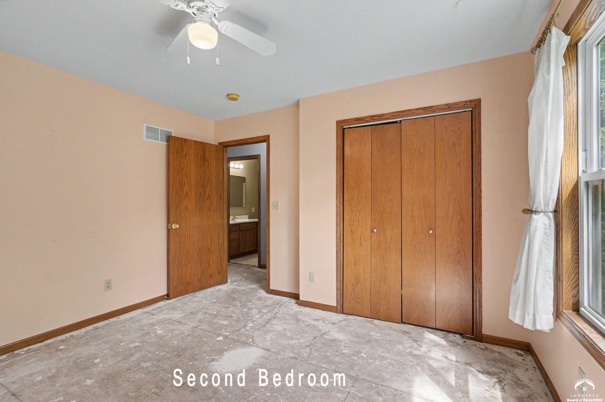 801 North 900 Road Lawrence, KS 66047 - Photo 33 of 61