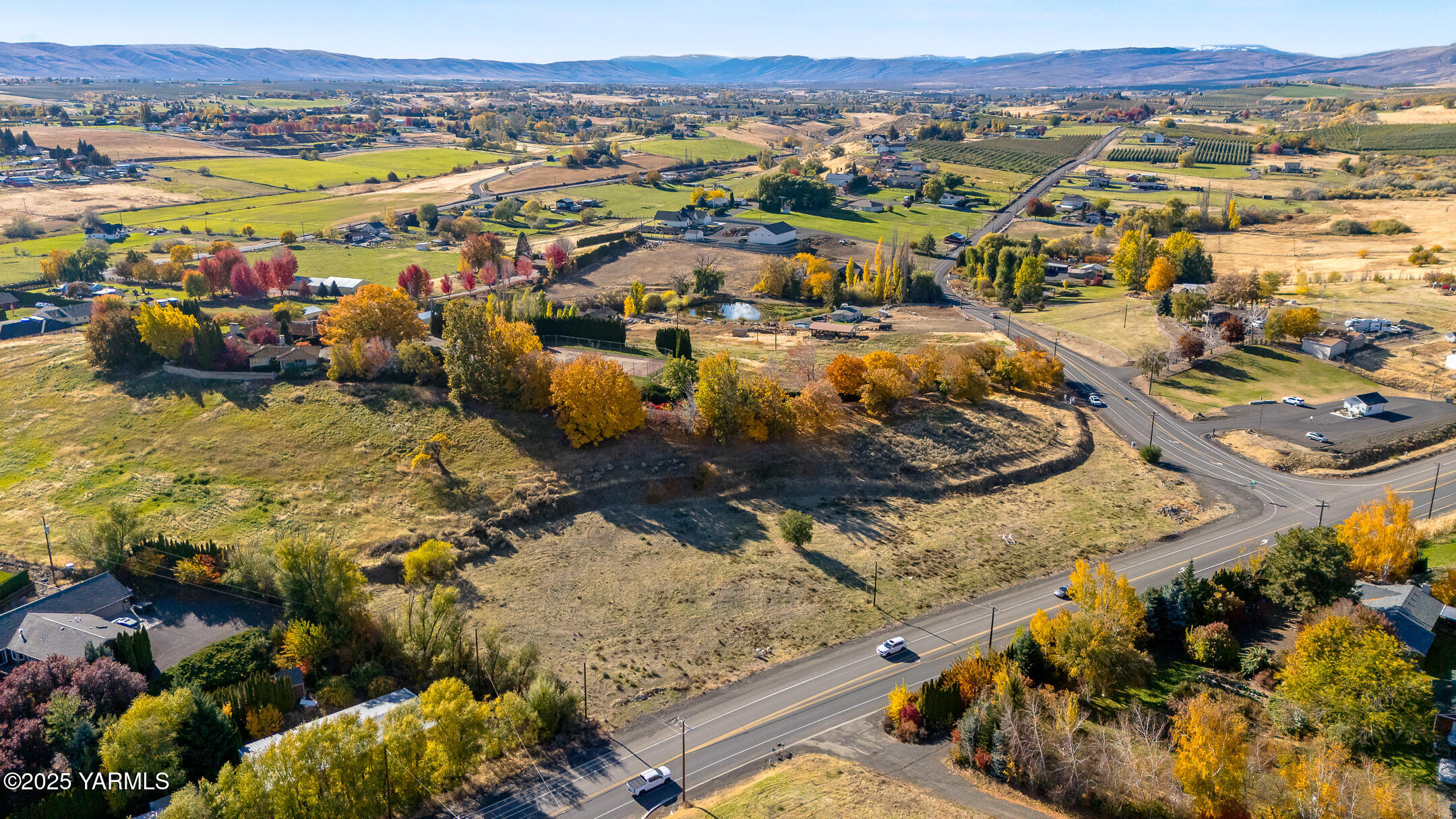 Nka Summitview Road Yakima, WA 98908 - Photo 4 of 5 Looking West
