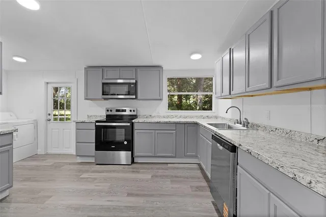 $204,990 | 16900 Southeast 134th Ave Road, Weirsdale, FL 32195