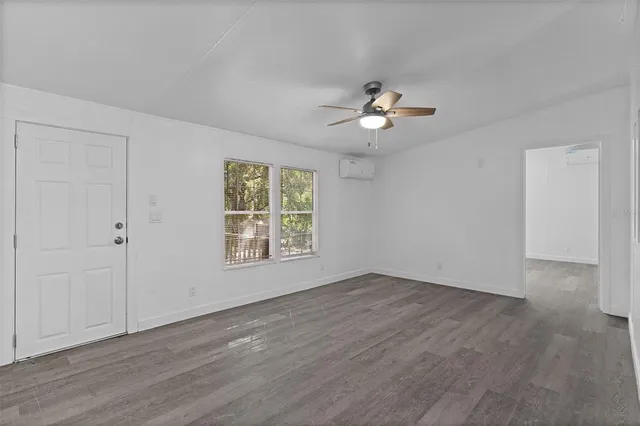 $204,990 | 16900 Southeast 134th Ave Road, Weirsdale, FL 32195