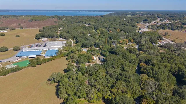 $204,990 | 16900 Southeast 134th Ave Road, Weirsdale, FL 32195