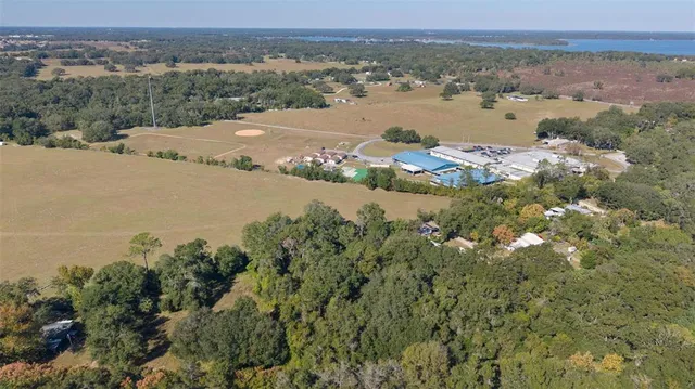 $204,990 | 16900 Southeast 134th Ave Road, Weirsdale, FL 32195