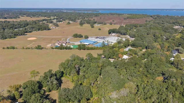 $204,990 | 16900 Southeast 134th Ave Road, Weirsdale, FL 32195