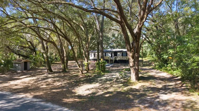 $204,990 | 16900 Southeast 134th Ave Road, Weirsdale, FL 32195