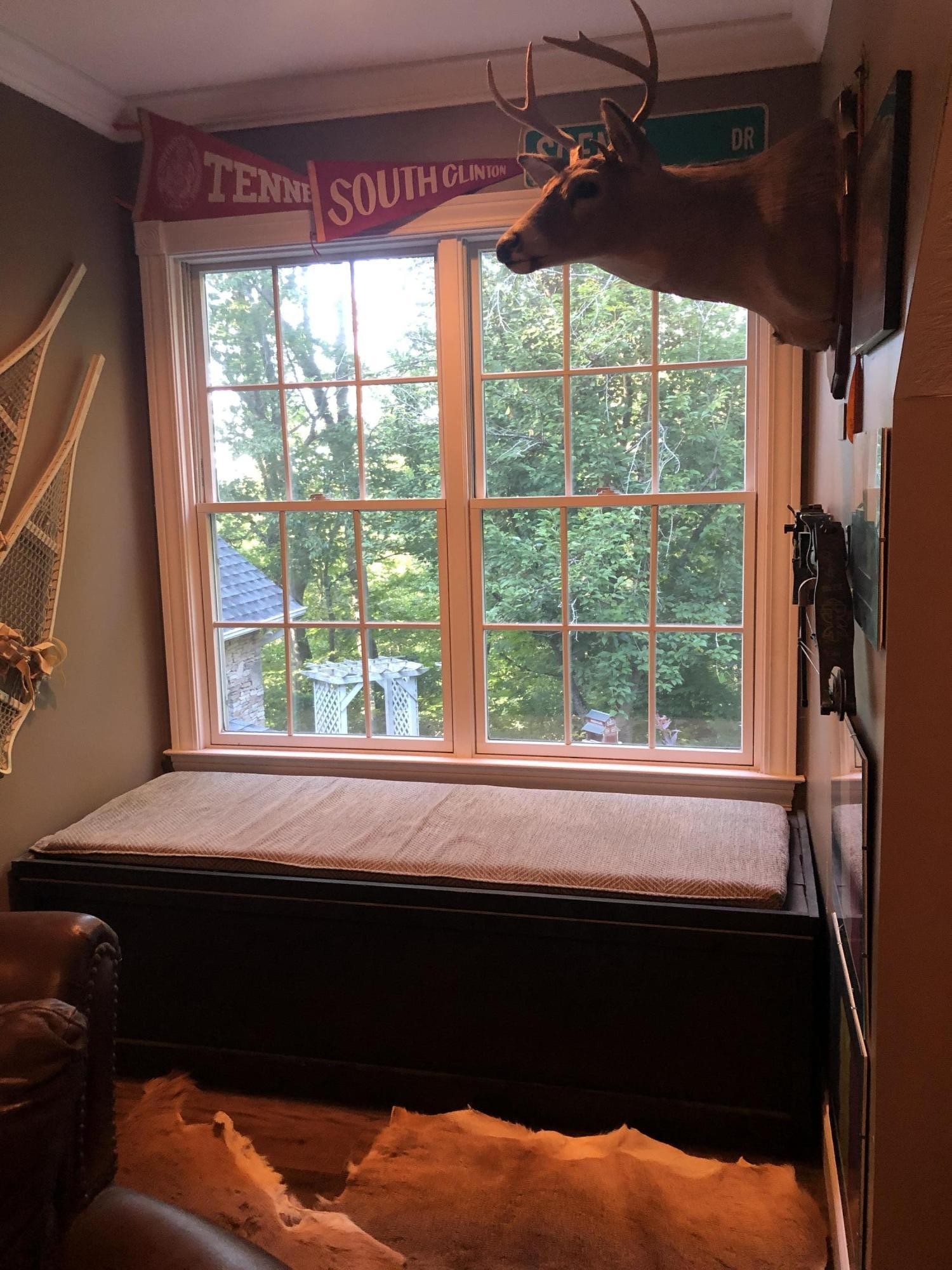 281 Lone Ridge Lane Clinton, TN 37716 - Photo 26 of 40 a view of a room that has a bed chair and a window
