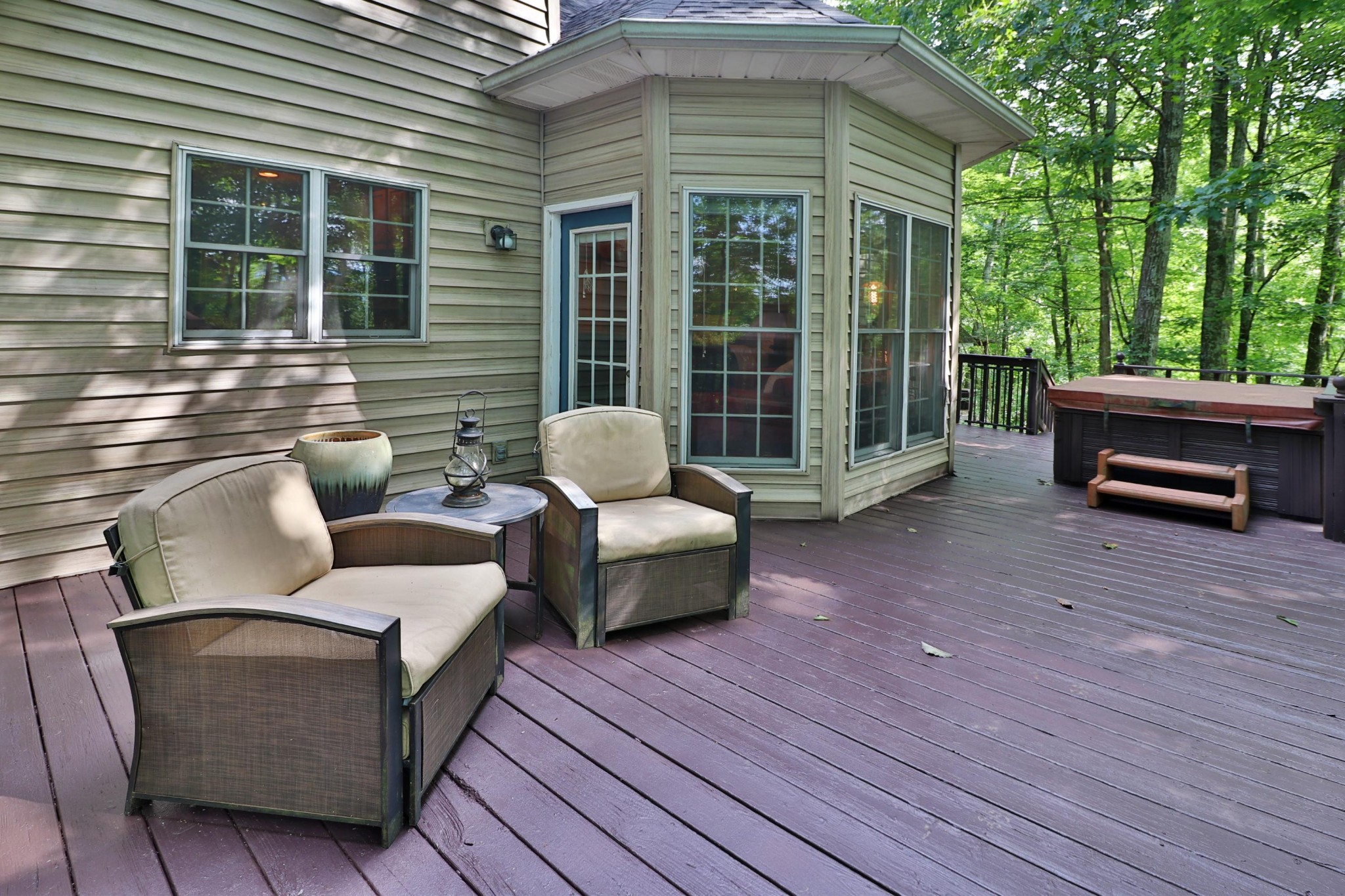 281 Lone Ridge Lane Clinton, TN 37716 - Photo 31 of 40 a outdoor living space with patio furniture and garden