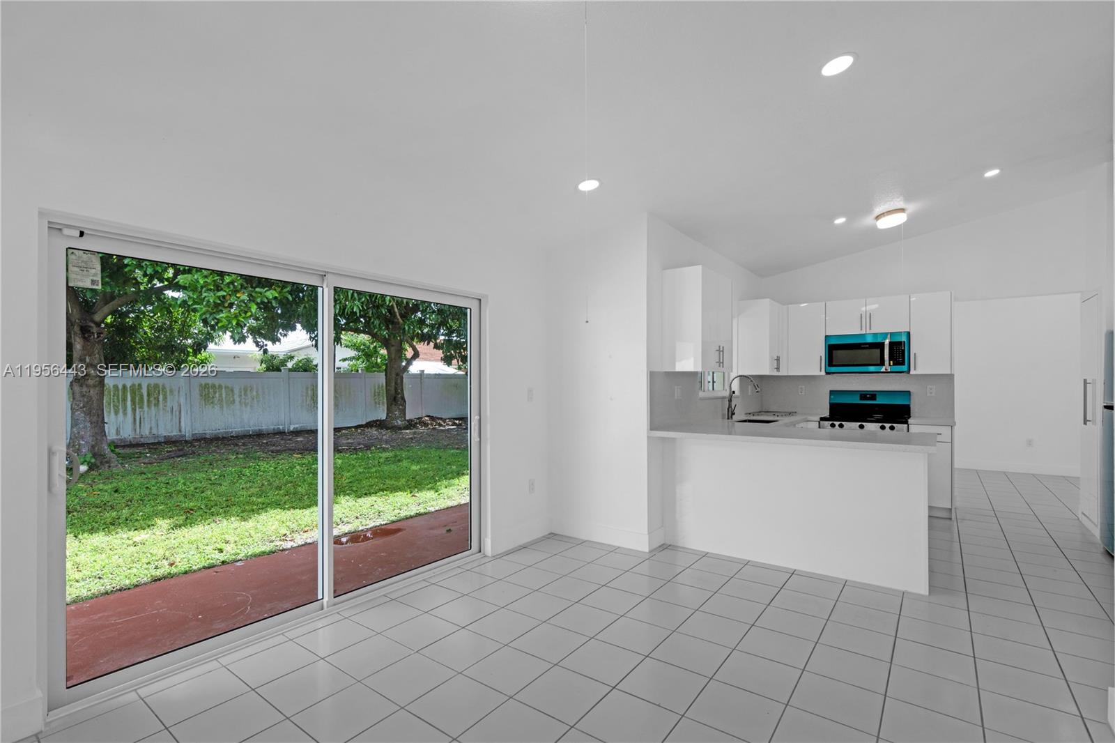 15322 Southwest 177th Terrace Miami, FL 33187 - Photo 12 of 30