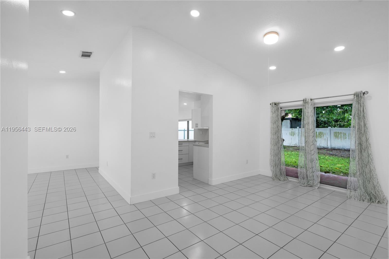 15322 Southwest 177th Terrace Miami, FL 33187 - Photo 14 of 30