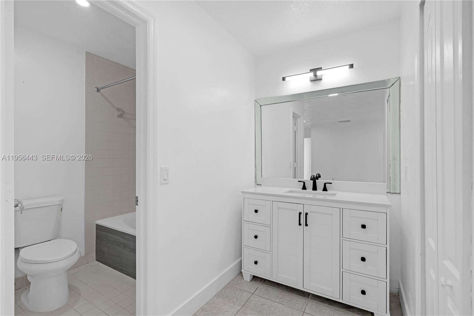 15322 Southwest 177th Terrace Miami, FL 33187 - Photo 17 of 30