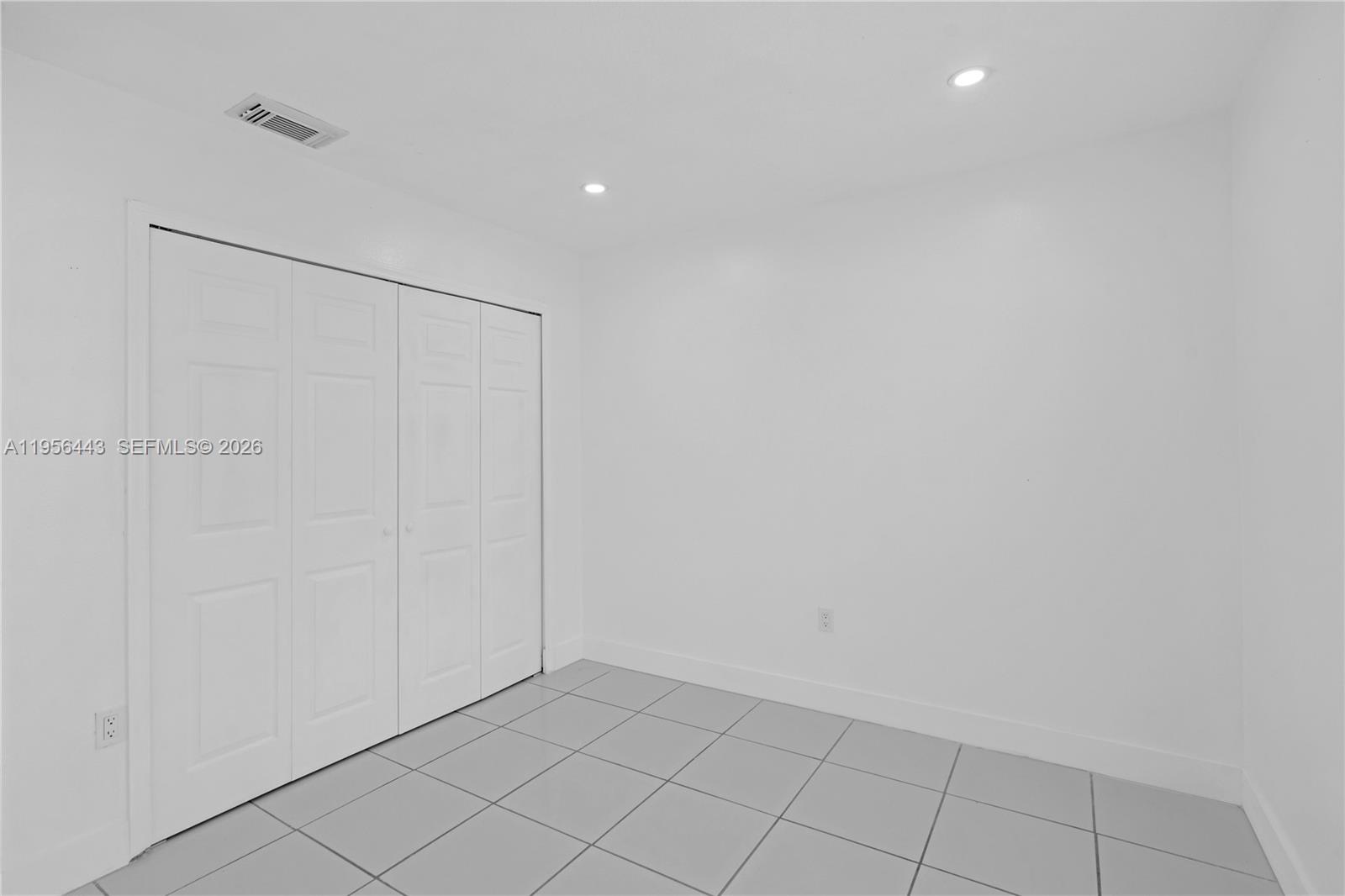 15322 Southwest 177th Terrace Miami, FL 33187 - Photo 21 of 30