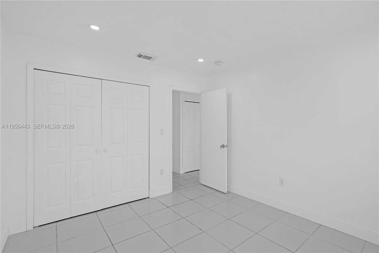 15322 Southwest 177th Terrace Miami, FL 33187 - Photo 22 of 30