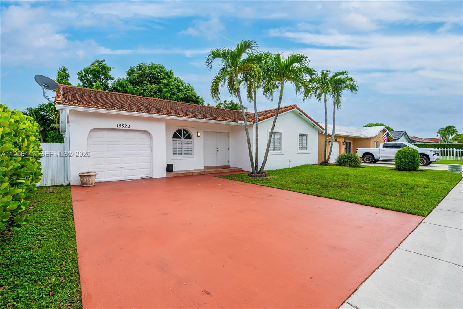 15322 Southwest 177th Terrace Miami, FL 33187 - Photo 3 of 30