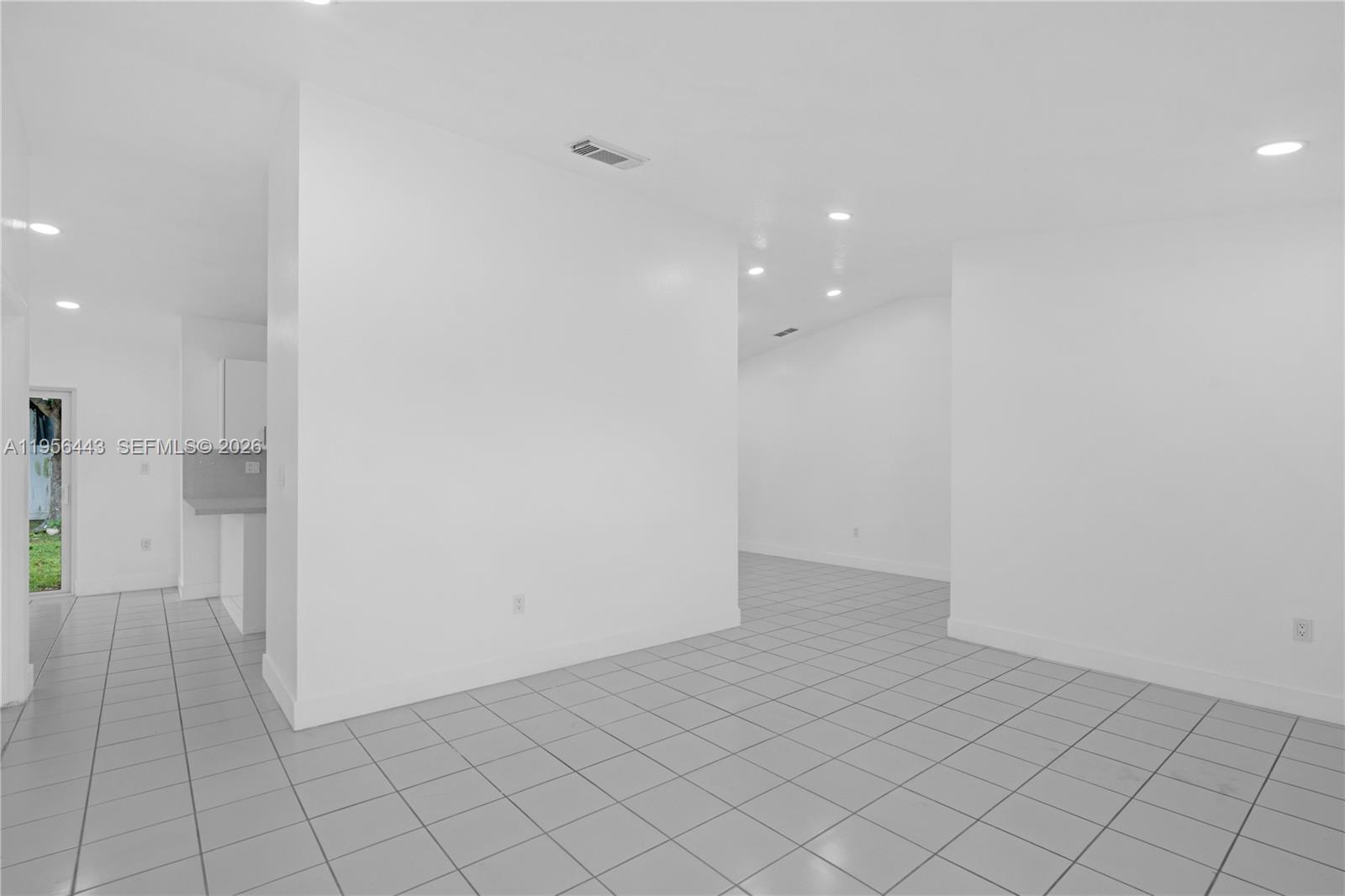 15322 Southwest 177th Terrace Miami, FL 33187 - Photo 7 of 30