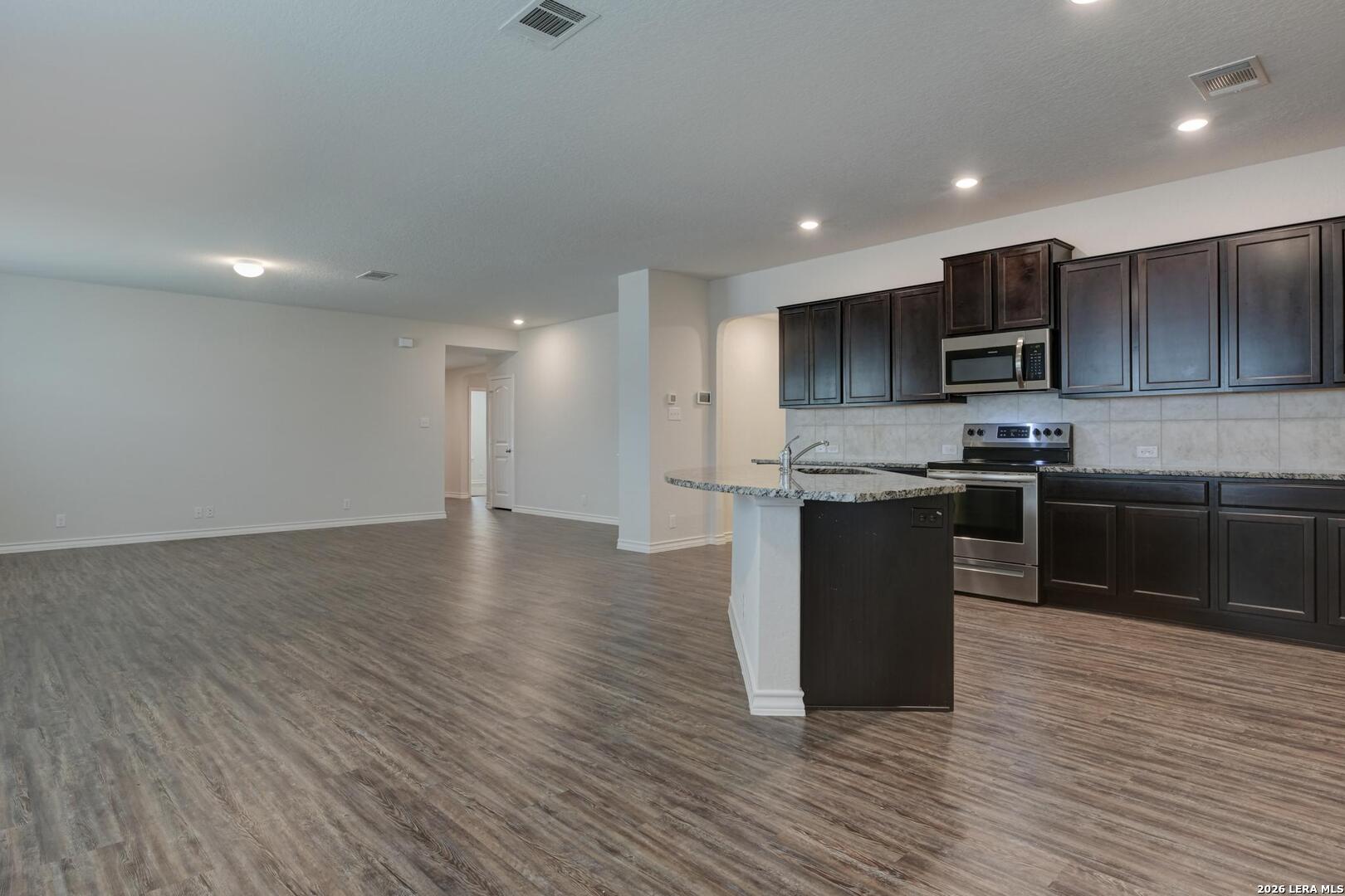 121 Little Wichita Cibolo, TX 78108 - Photo 6 of 24